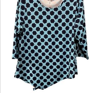 Lulu-B SEASIDE ASYMMETRIC TOP SIZE LG LIKE NEW GENTLY WORN NAVY AND TEAL